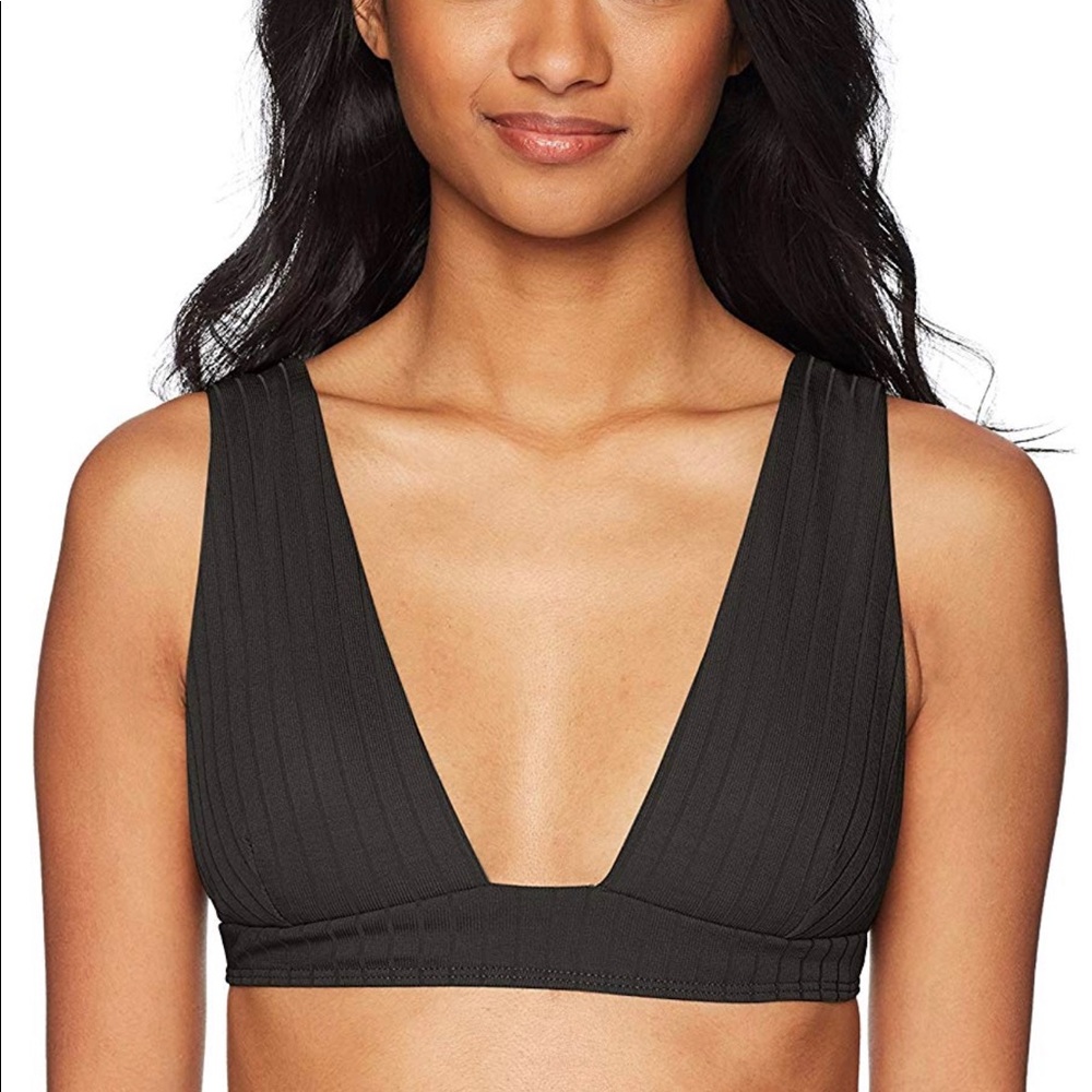 Brand new Reef Unity Wide Halter Bikini 👙 Top